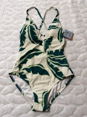 NEW! Shade & Shore Tropical One-Piece Swimsuit size XS